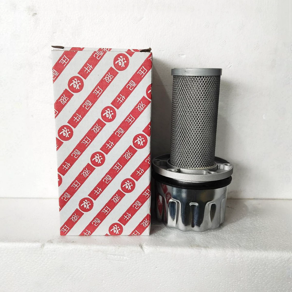 Крышка топливного бака в сборе QUQ2 6 отверстий