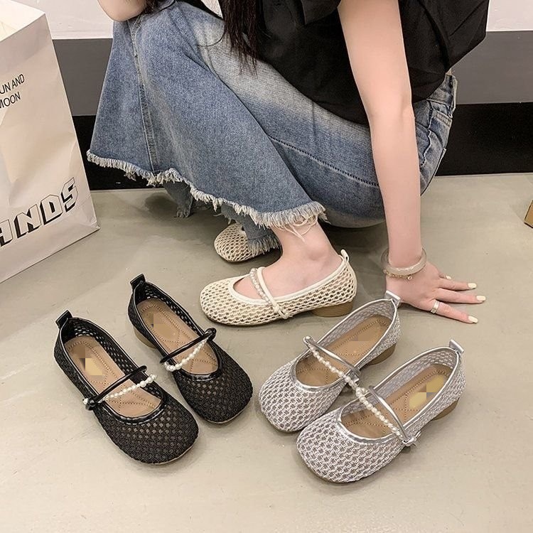 Zapatos de tacón grueso de un solo pie, zapatos de mujer, 2026 nuevos zapatos de verano franceses agujerados sandalias de tela de talón bajo
