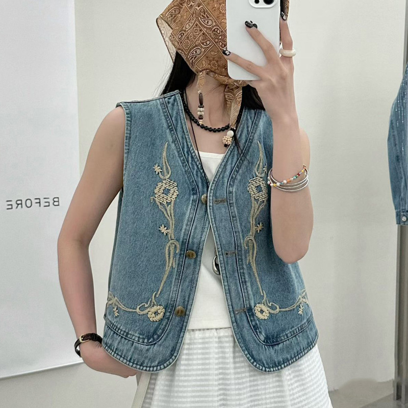 European Retro Foreign Trade V-Neck Embroidered Denim Vest for Women, Thin Sleeveless Jacket, 2026 Summer New Style Top