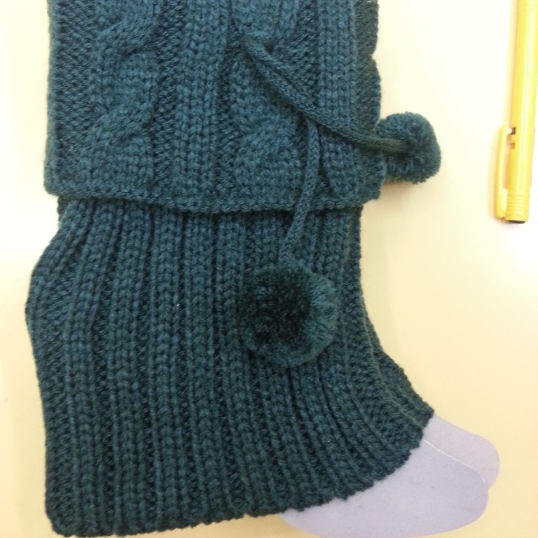 Otoño y invierno calentamiento de lana de punto botas cortas botones calcetines fabricantes pueden procesar muestras personalizadas logotipo protector de pies