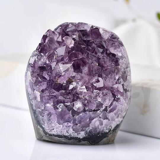 Manufacturer Wholesale Natural Uruguayan Amethyst Cave Amethyst Town Amethyst Rough Stone Home Feng Shui Landscaping Ornaments
