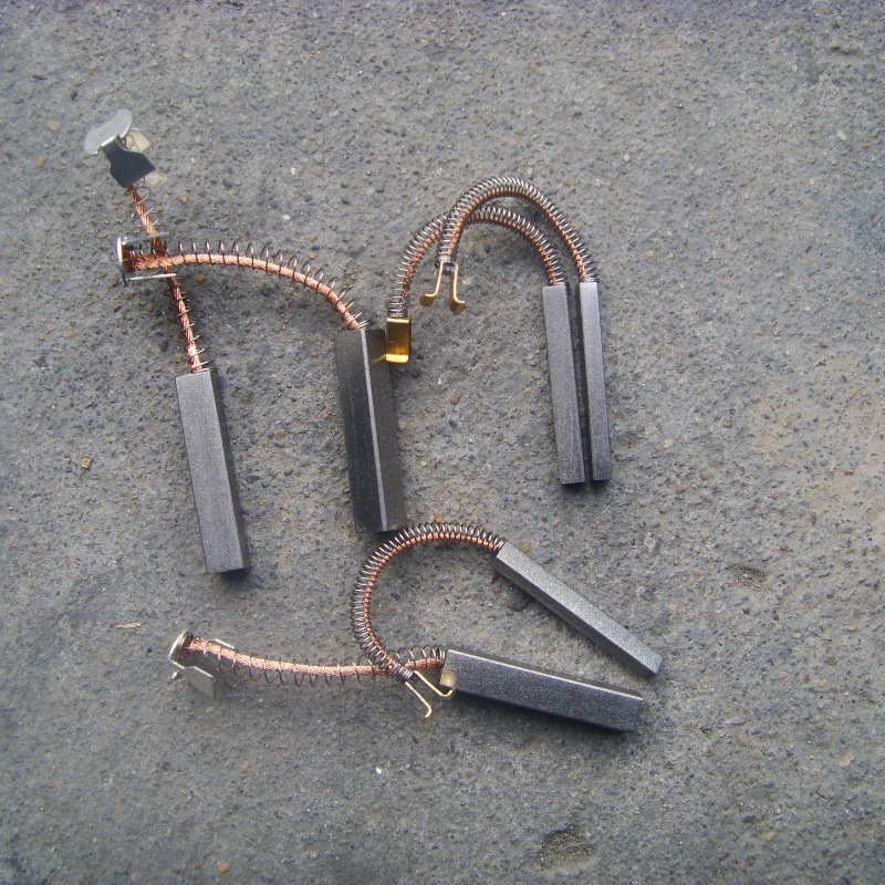 供应3*4*20含银子的碳刷电刷