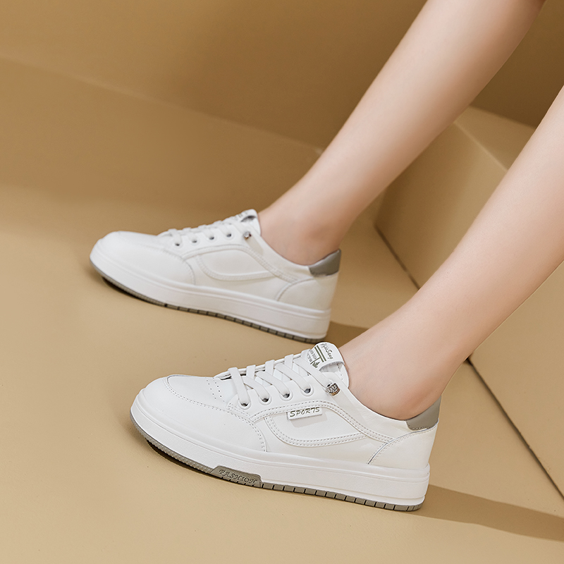 Pequeños zapatos blancos para mujeres 2023 nuevos zapatos de mujer zapatos de otoño primavera y otoño zapatos de skate casuales de mujer