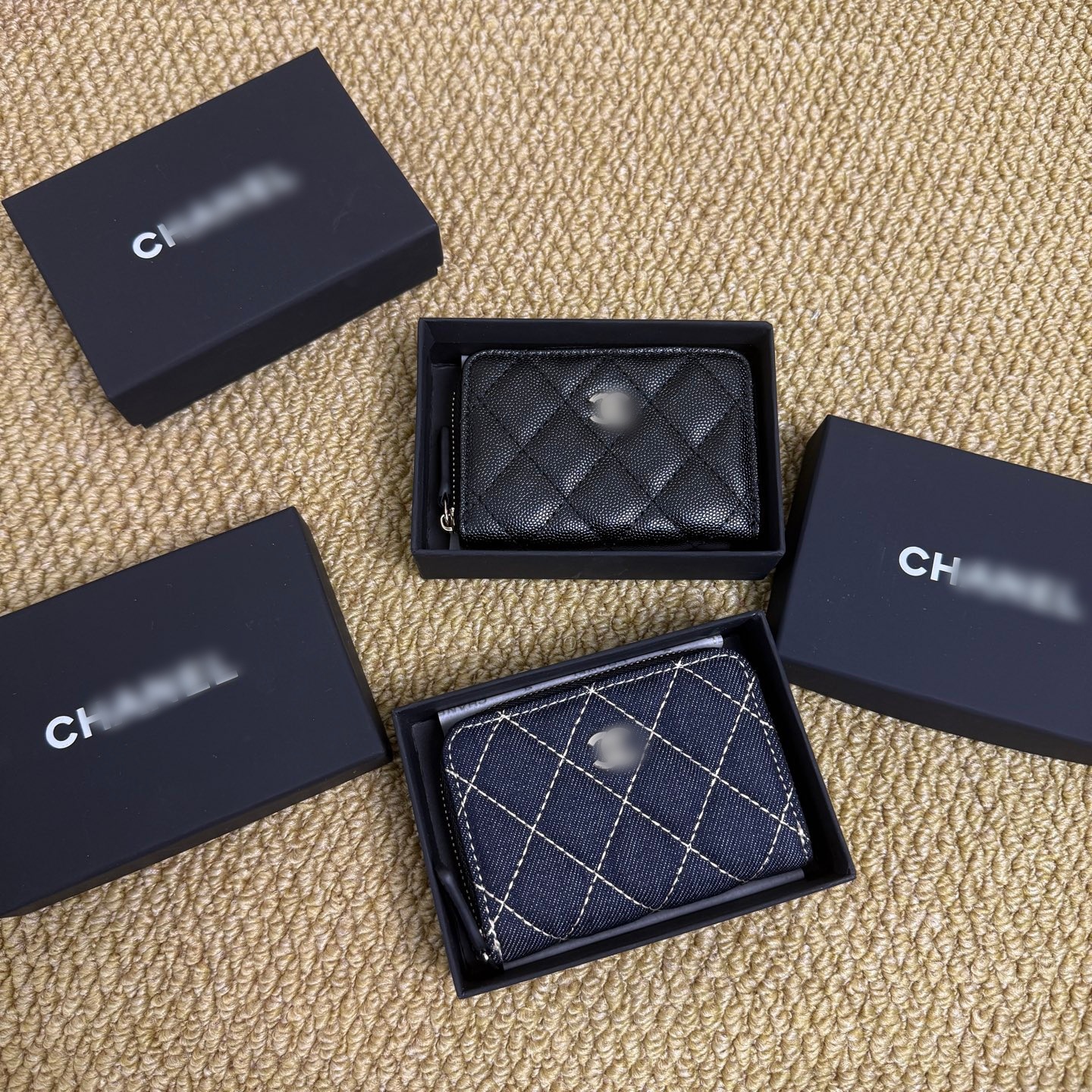 Chanel-style quilted denim women's wallet with zipper, card holder, coin purse, fashionable and simple black classic card holder
