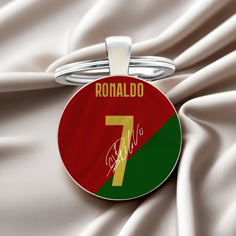 Cross-Border Fashion New Football Lovers Men's Round Glass Keychain Anniversary Gift Jewelry Wholesale Cross-Border Fashion New Football Lovers Men's Round Glass Keychain Anniversary Gift Jewelry Wholesale