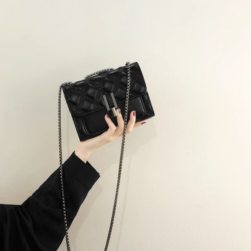 小包包女高级感小众新款时尚菱格链条包单肩斜挎包迷你小方包