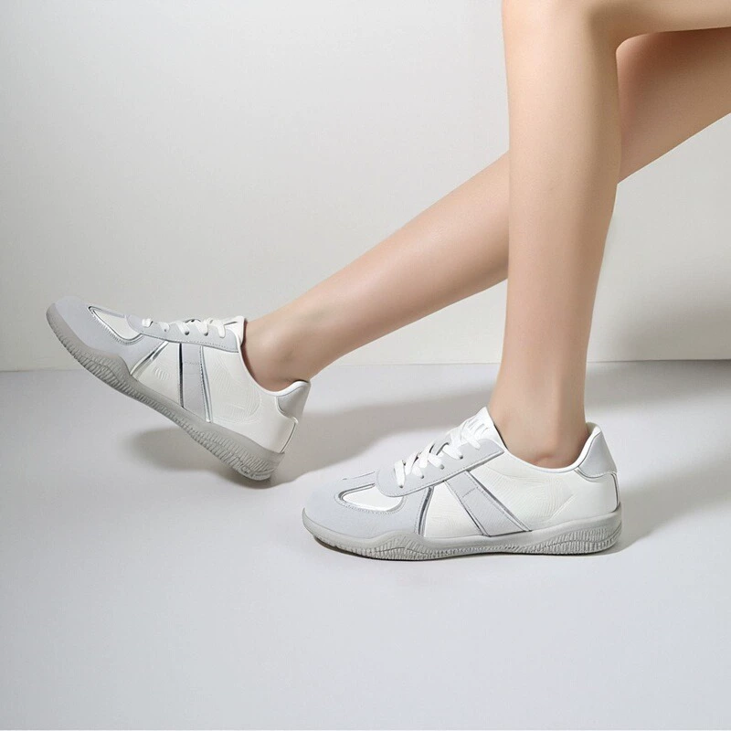 [В том же стиле знаменитостей] Новинка 2025 года, уродливые милые внутренние кроссовки для тренировки морали, женские повседневные спортивные туфли из натуральной кожи большого размера