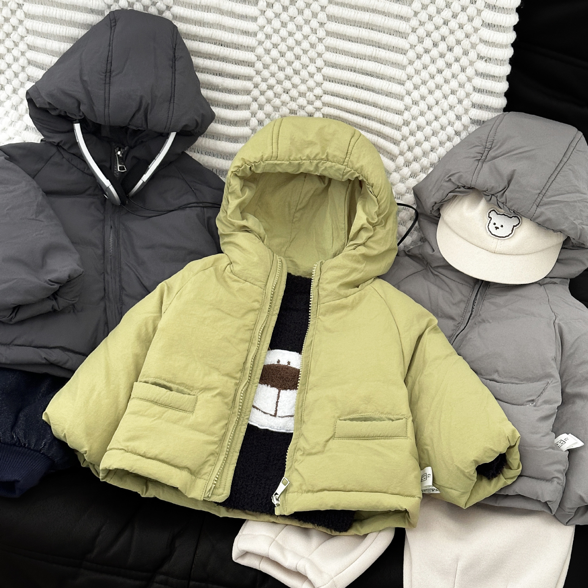 Chaqueta de invierno para niños, ropa de bebé con capuzas, chaqueta blanca delgada, chaqueta caliente para bebés, moda