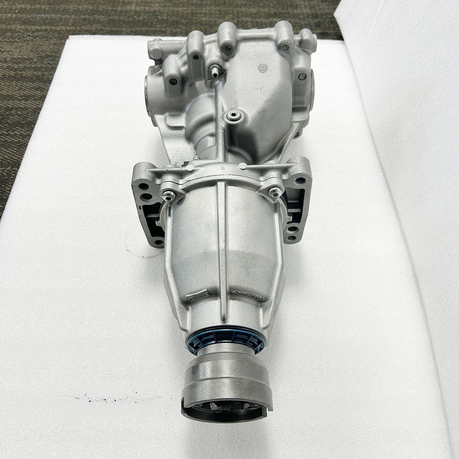 Ford Kuga rear differential assembly CV6W4000AD, four-wheel drive (AWD), 2013-2019