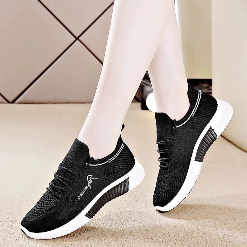  Tide, summer breathable white shoes for mother, universal sports shoes, footwear, soft sole