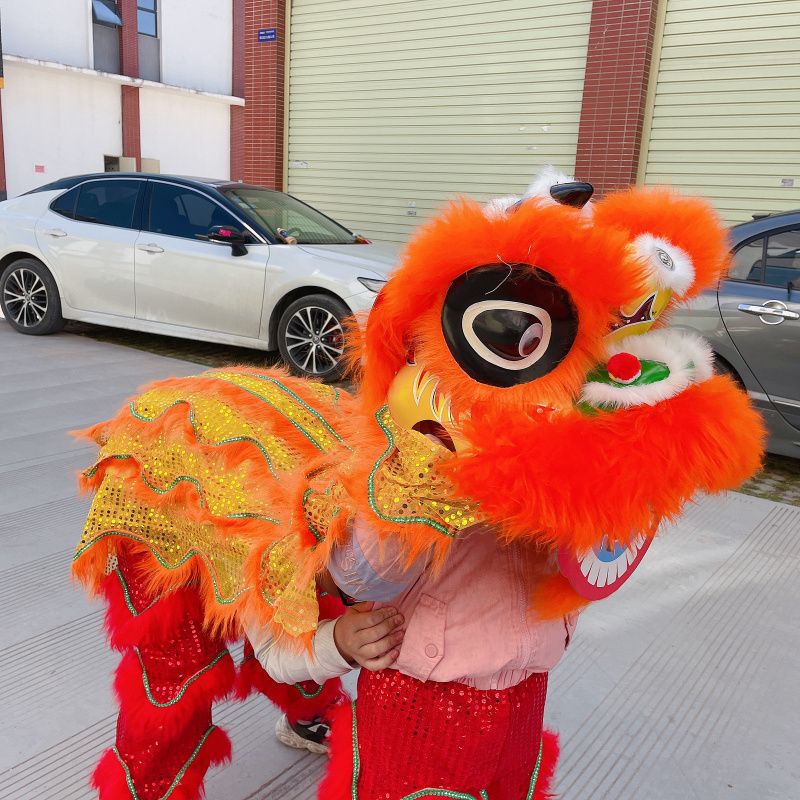 Children's trousers, props, lion