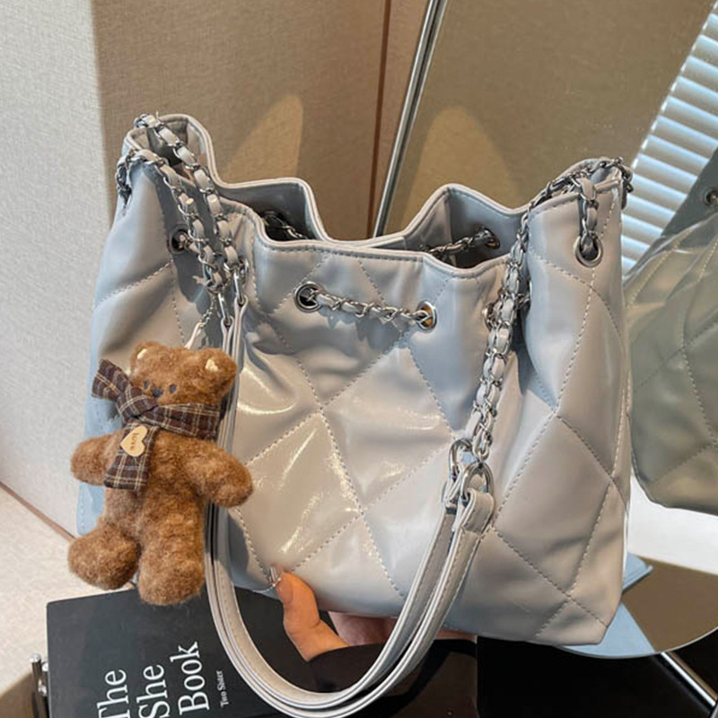 Versatile Wax Leather Diamond Grid Simple Single Shoulder Tote Bag Texture Chain Armpit Bag_voghion.com