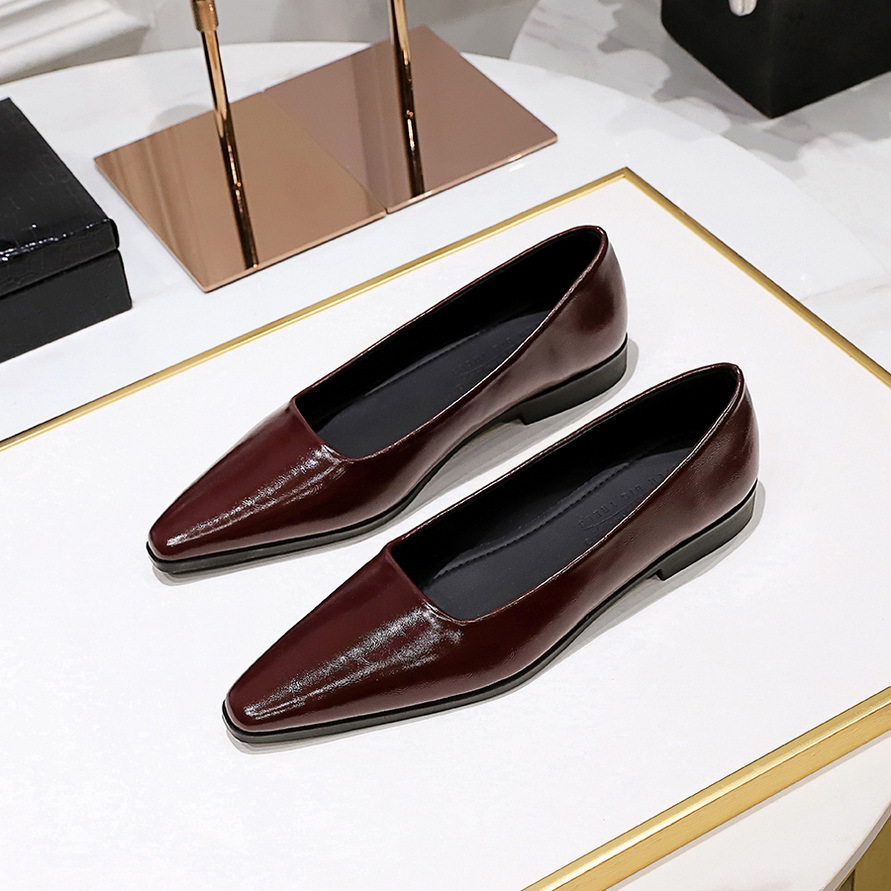 7172 Retro Style Fashion Versatile Comfortable Flat Heel Shallow Mouth Pointed Commuter Women's Shoes Simple Single Shoes for Women