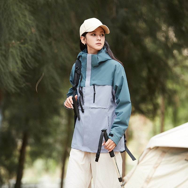 여성 밝은 보라색