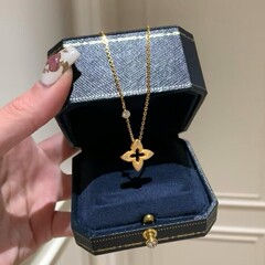 s925纯银芒星幸运四叶草绸缎拉丝项链女气质可推拉调节长短锁骨链