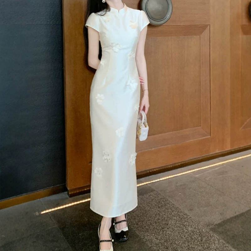 Nianxiang New Chinese Style Three-Dimensional Floral Modified Cheongsam for Women, Spring/Summer Satin Cheongsam Collar Dress, 2026 Summer New Model Nianxiang New Chinese Style Three-Dimensional Floral Modified Cheongsam for Women, Spring/Summer Satin Cheongsam Collar Dress, 2026 Summer New Model
