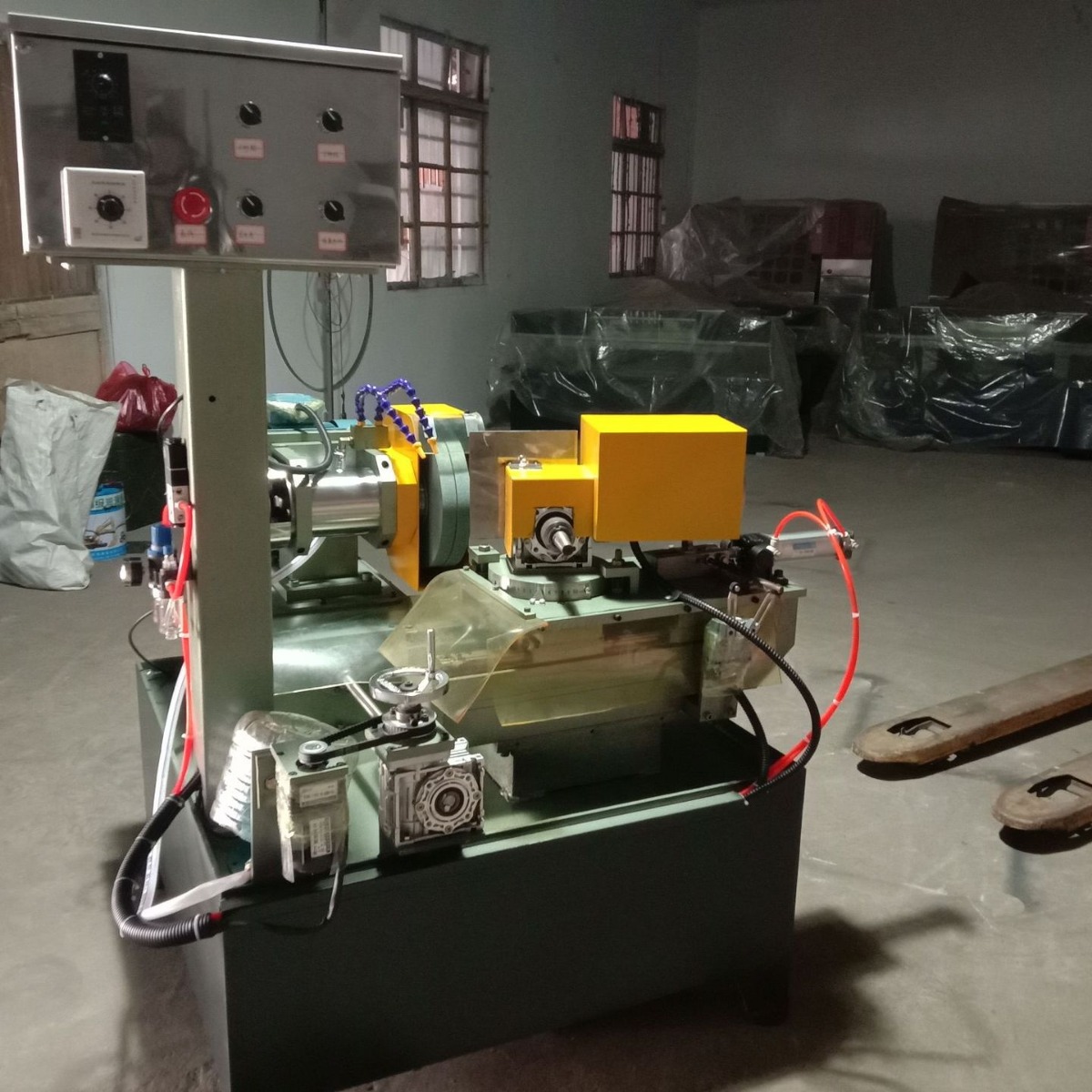 砂轮整修机，剪刀及钢板整平机，数控磨齿机，工具清洗机厂家直销