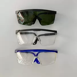 防护面罩;防冲击眼镜;滑雪镜
