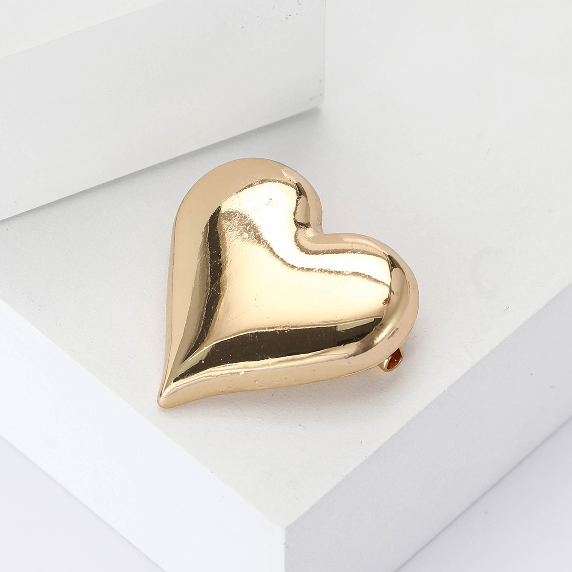 Heart Shape Pattern Simple Style Classic Style Pin Heart Shape Alloy Women's Brooches