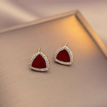 2025新款彩色三角形耳钉高级感轻奢小众百搭韩国流行耳饰