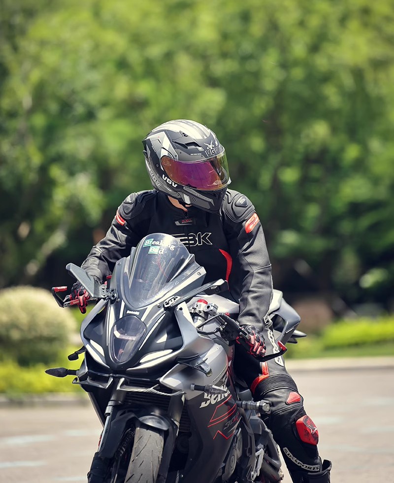 Suitable for 2025 New Vgv3C Certified Motorcycle Open-Face Helmet, Summer All-Season Motorcycle Helmet for Men and Women