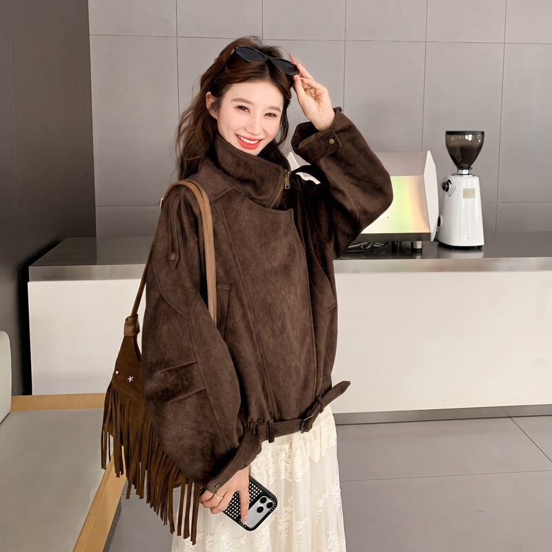 Brown Jacket for Women, Autumn 2026 New Vintage Maillard Design, Loose Fit, Versatile, Short Style for Petite Figures Brown Jacket for Women, Autumn 2026 New Vintage Maillard Design, Loose Fit, Versatile, Short Style for Petite Figures
