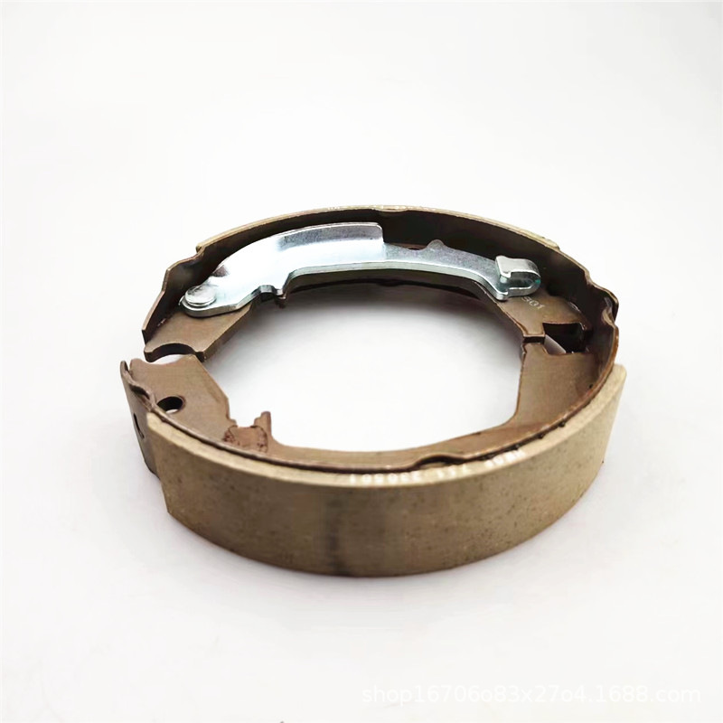 Suitable for SAIC Maxus V80G10 handbrake pad brake pad brake handbrake pad Maxus V80G10 rear wheel handbrake pad