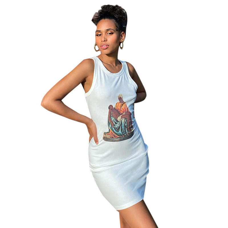 Summer fashionable dress sleevless with a round collar