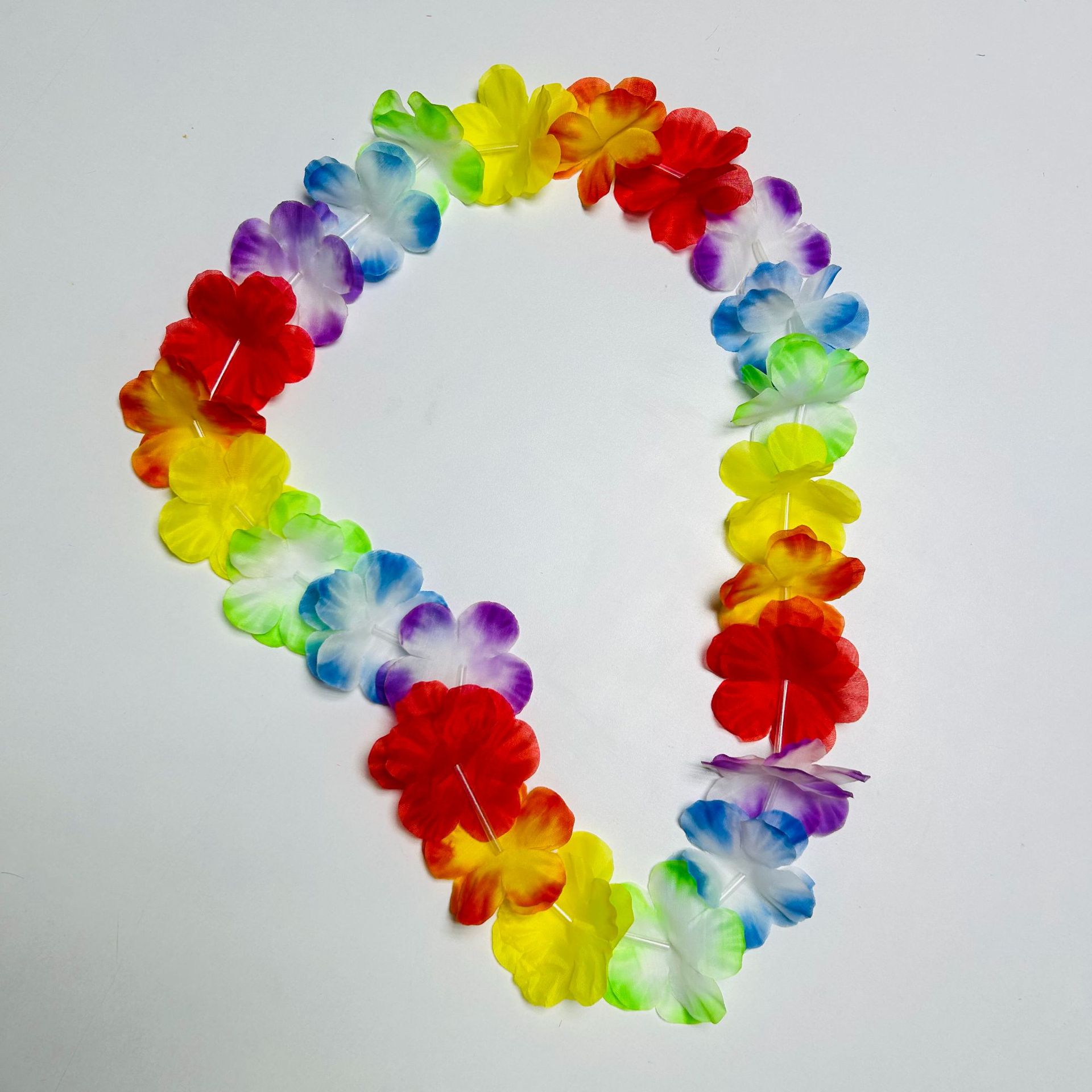 24 pares de coronas de color borde de cepillo perímetro de 96 cm pétalos de diámetro 6.5 cm para llevar el cuello de la fiesta