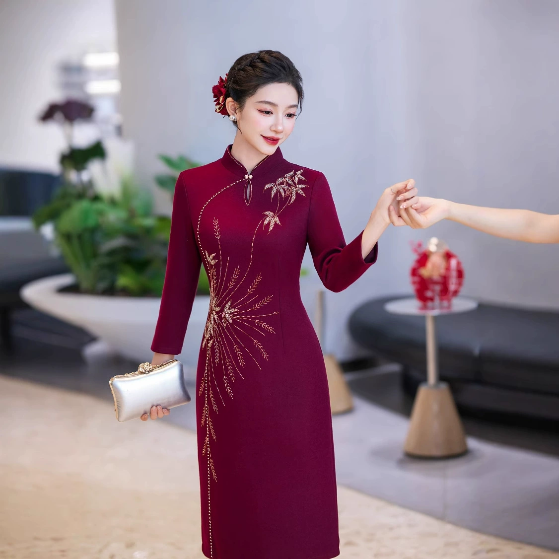 Красный чонсам тост костюм невесты с длинными рукавами осенью и зимой