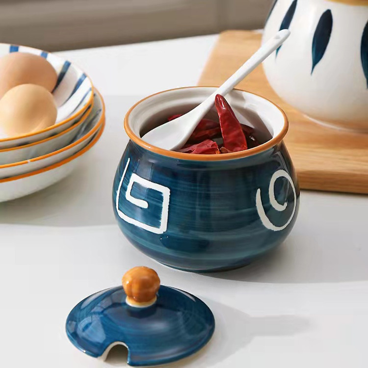 Cocina de estilo japonés de cerámica resistente a altas temperaturas gran tanque de aceite de cerdo con tapa hogar sal y azúcar tarro condimento botella tarro