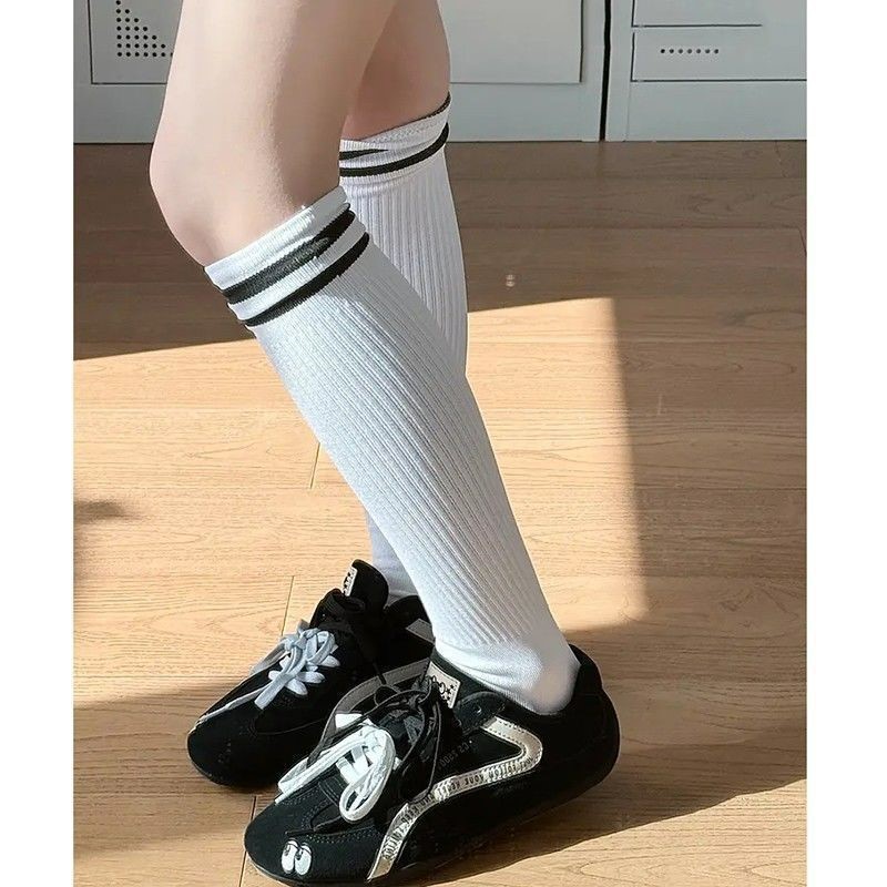 Apple Shoes 여성용 레드 플랫 스니커즈 2025 봄 신작 다용도 육군 훈련 신발 캐주얼 포레스트 검프 신발 스니커즈