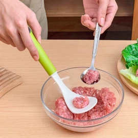 保鲜盒、饭盒;勺、调羹;碗
