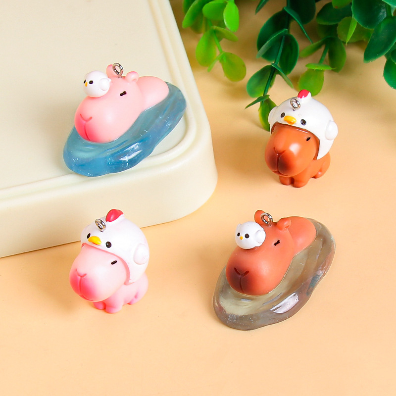 Cute Resin Capybara Capybara Doll with Horn Nails DIY Keychain Pendant Accessories Bag Decoration