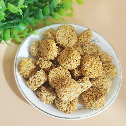 Senior Shrimp Noodles, Palm Crispy Ramen Balls, Instant Noodles, Crispy Noodles, Dry Eating Crispy Noodles, Childhood Nostalgic Snacks