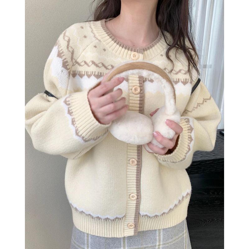 Cardigan de punto amarillo leche de mujeres otoño invierno engrosado diseño de nicho suave perezoso estilo de alta sensación abrigo suéter