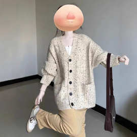设计感宽松长袖针织衫V领外套女秋小众开衫韩系穿搭百搭气质上衣