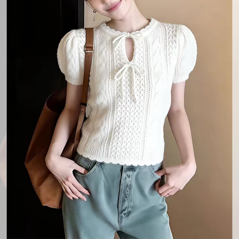 White Thick Cable-Knit Bow-Tie Puff Sleeve Short-Sleeve Knit Top for Women, 2026 Summer Niche Gentle Style Blouse White Thick Cable-Knit Bow-Tie Puff Sleeve Short-Sleeve Knit Top for Women, 2026 Summer Niche Gentle Style Blouse