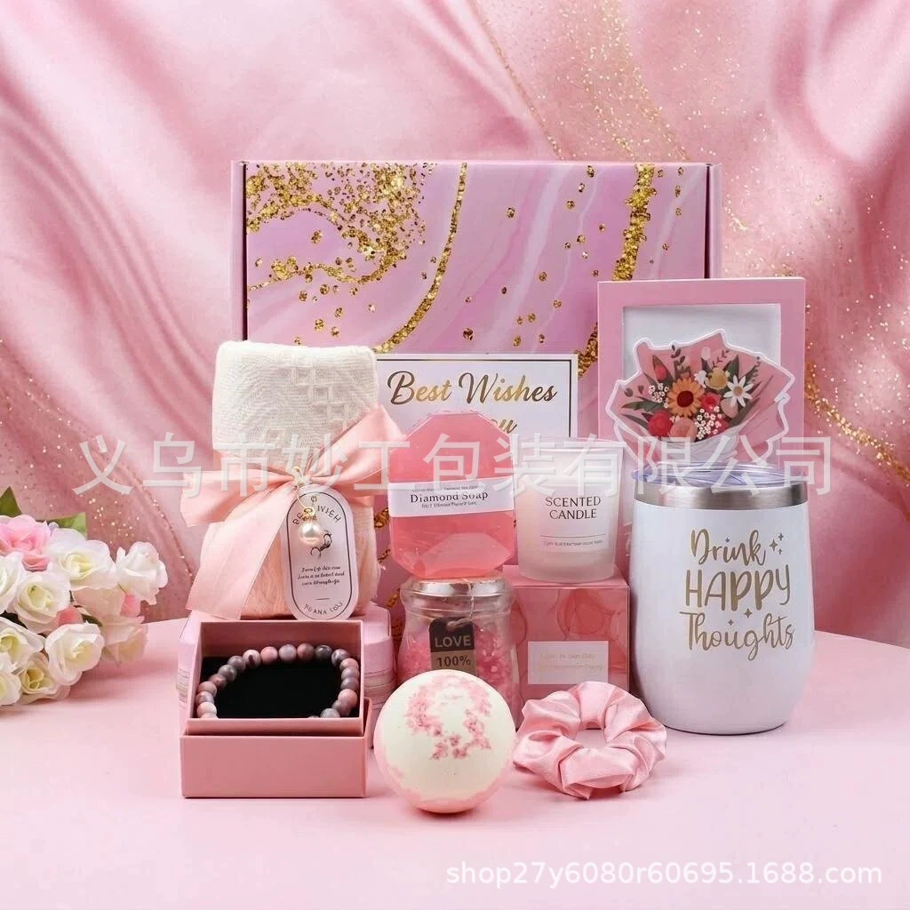 [?] pink Spa Gift Basket Set — невозможно перевести в корректный русский без контекста; пропущено?