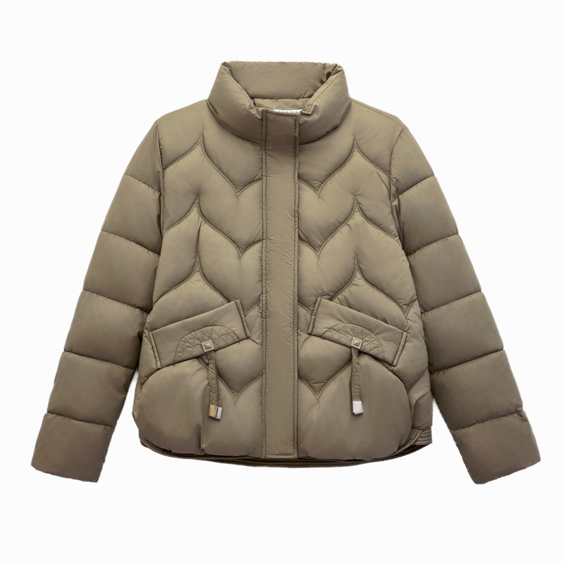 Chaqueta de algodón corta y delgada de pluma de mujer pequeña 2024 nueva explosión de moda extranjera chaqueta de algodón delgada de pluma