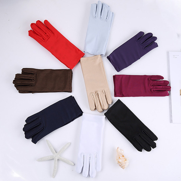 Gloves for men and women