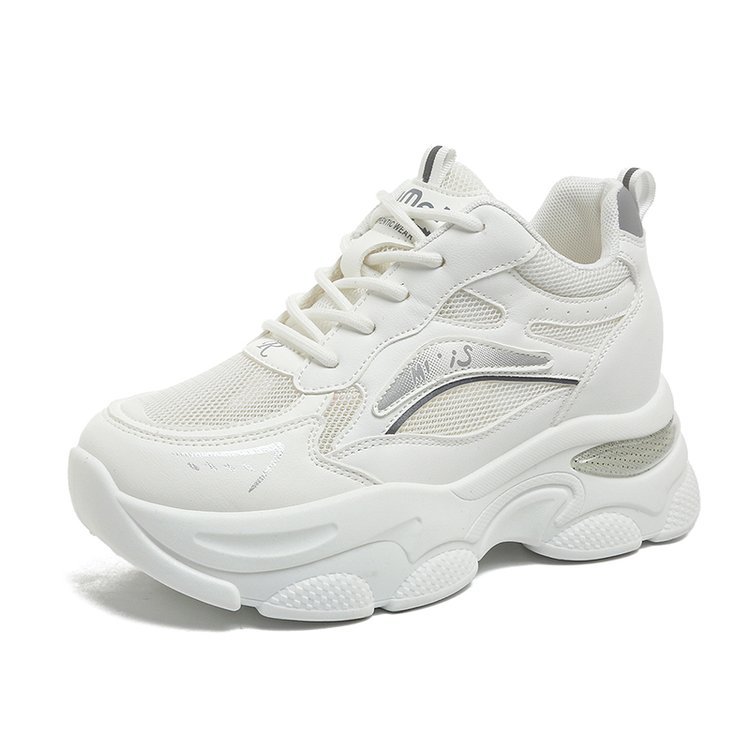 Aumentar la altura de la malla, zapatos de papá, zapatos de mujer pequeños, primavera de 2026 nuevos zapatos deportivos, zapatos de malla transpirables, zapatos blancos