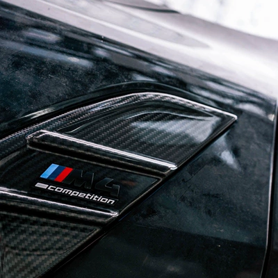 Drycarbon Is Suitable for Bmw M3M4G80G82 Modified Dry Carbon Fiber Mp Fender Replacement Parts Front and Rear Lip