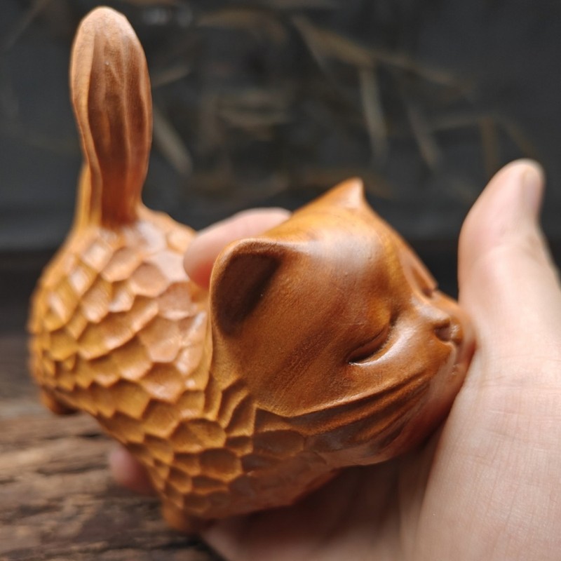 本物のシダーウッドの装飾品、手彫りの貔貅木彫り工芸品、マホガニー動物の天然作品、文具工芸品|undefined
