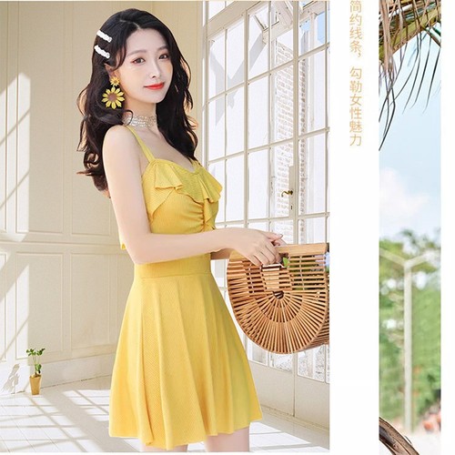 Women's 2025 New Ins Korean Style One-Piece Swimsuit, Pure Color Sexy Backless Beach Covering Stomach Slimming Vacation Swimsuit