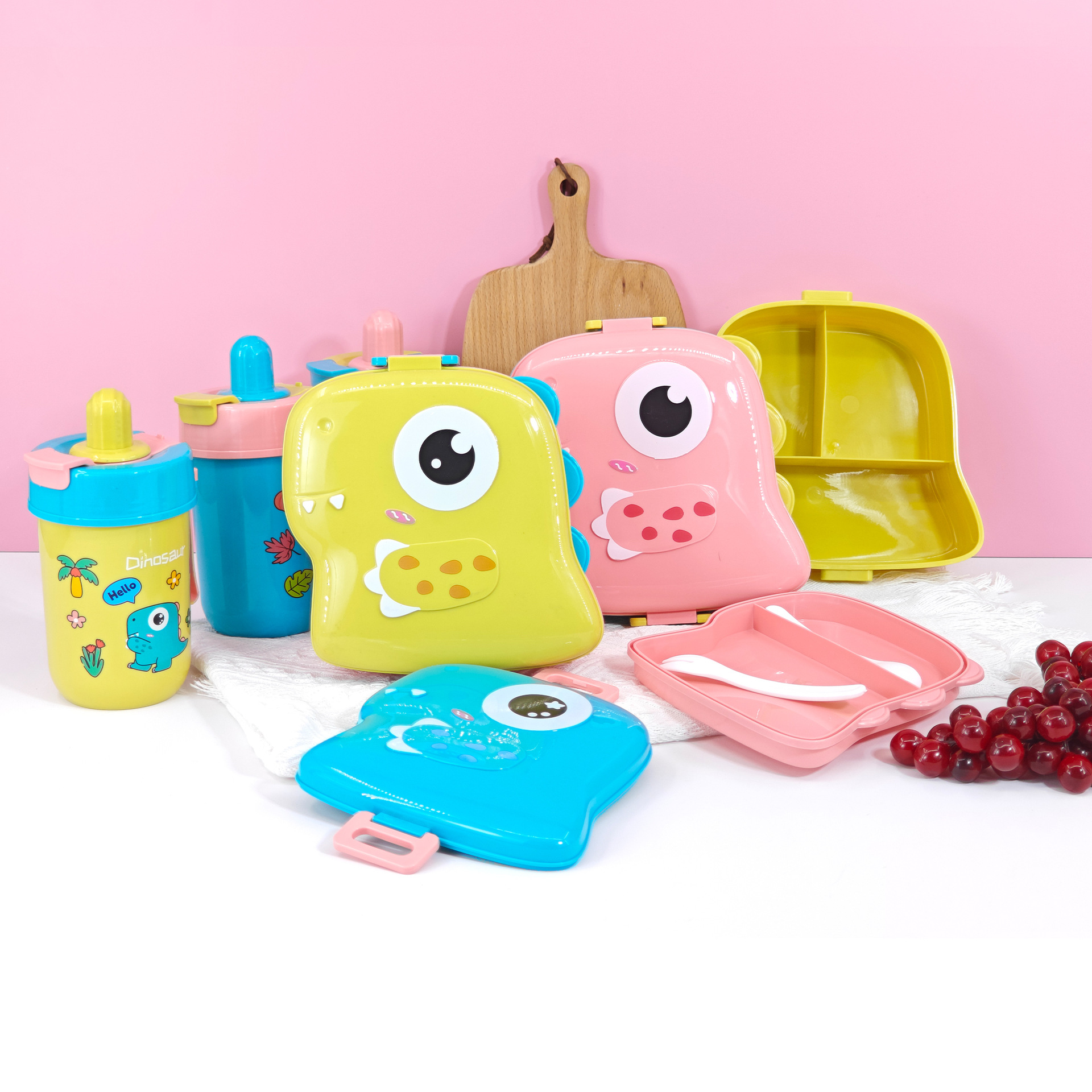 JINGMAO venta caliente caja de almuerzo de dibujos animados kettle set estudiantes niños lindos caja de almuerzo de almuerzo bebida directa taza de agua de paja