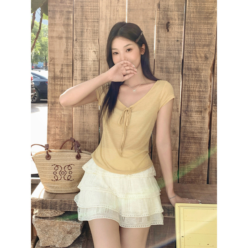 Yellow Slightly Sheer Thin V-Neck Short-Sleeve T-Shirt for Women, 2026 Summer New Slim-Fit Unique Short Top