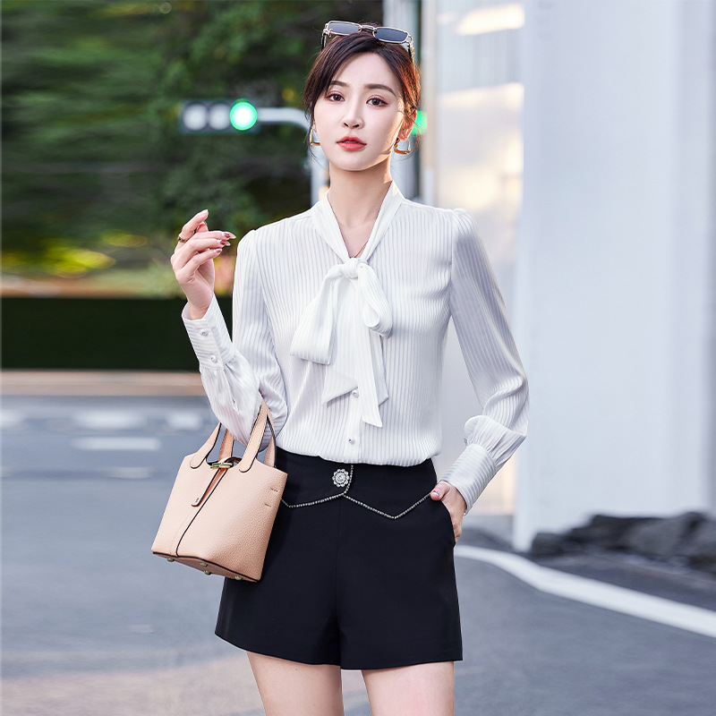 Shiffon demi-season shirt with bow