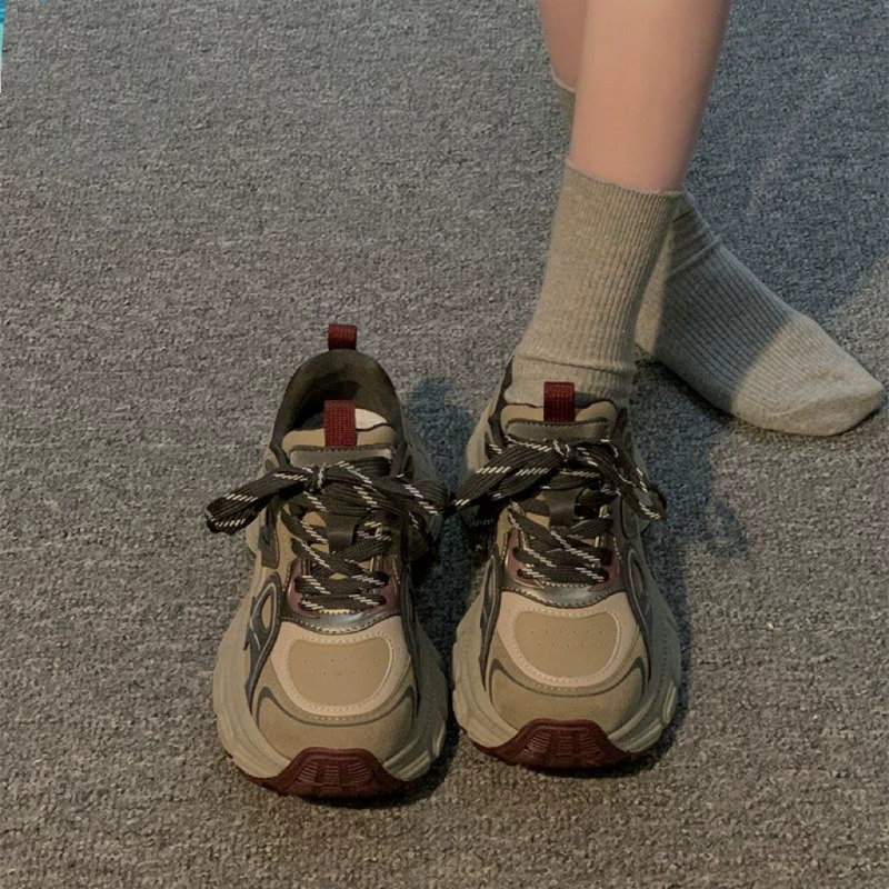 Wear-resistant footwear, universal sports shoes for leisure, trend of season, Korean style, for running