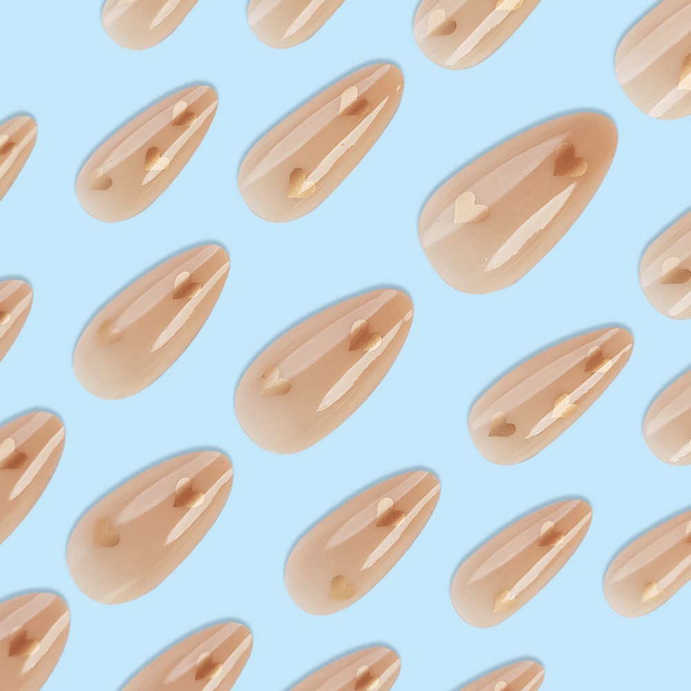 Uñas postizas de moda para exportación, pegatinas de uñas con corazón dorado, uñas postizas dulces y geniales, puntas de uñas a presión.